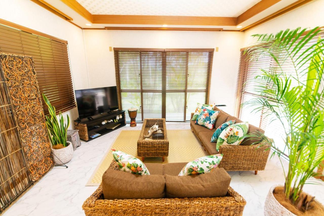 Palm Villa Ishigakijima Yugafu Ishigaki  Exterior photo